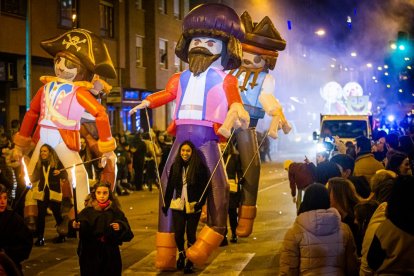 Cabalgata de los Reyes Magos en Soria. MARIO TEJEDOR (36)