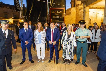 Bajada de Jesús Nazareno en las fiestas de Almazán. MARIO TEJEDOR (6)