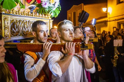 Bajada de Jesús Nazareno en las fiestas de Almazán. MARIO TEJEDOR (18)