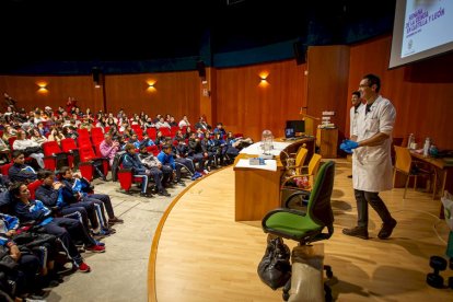 Semana de la Ciencia en el Campus Duques de Soria. MARIO TEJEDOR (2)