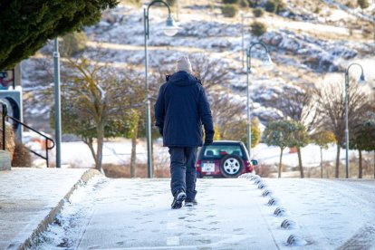 El invierno deja su primera nevada.-MARIO TEJEDOR