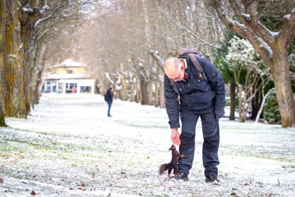 El invierno deja su primera nevada. MARIO TEJEDOR (10)