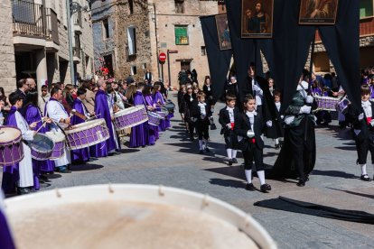 Procesi?n de la Cofrad?a de la Vera Cruz en Agreda (Soria)