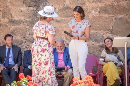 Visita de la ministra Reyes Maroto a Monteagudo de las Vicarías. GONZALO MONTESEGURO