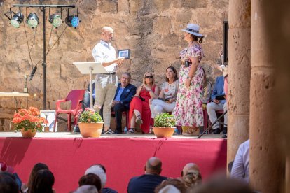 Visita de la ministra Reyes Maroto a Monteagudo de las Vicarías. GONZALO MONTESEGURO