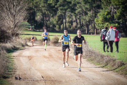Gran ambiente en la X Legua y Media de Bayubas. G. M
