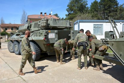 Prácticas militares en Navaleno. RAQUEL FERNÁNDEZ