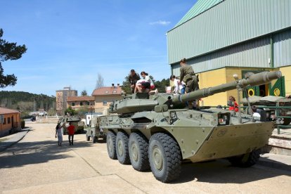 Prácticas militares en Navaleno. RAQUEL FERNÁNDEZ