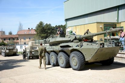 Prácticas militares en Navaleno. RAQUEL FERNÁNDEZ