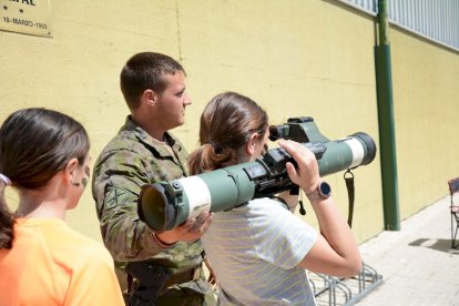 Prácticas militares en Navaleno. RAQUEL FERNÁNDEZ