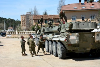Prácticas militares en Navaleno. RAQUEL FERNÁNDEZ
