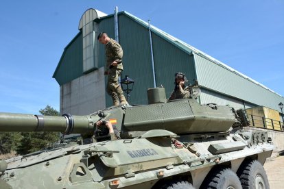 Prácticas militares en Navaleno. RAQUEL FERNÁNDEZ