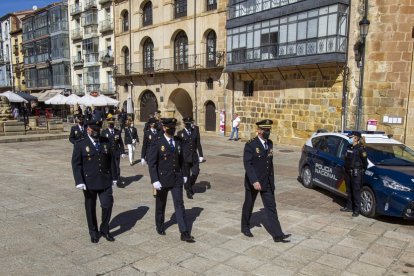 La Policia Nacional celebra su día de Los Ángeles Custodios - MARIO TEJEDOR