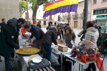 Homenaje en el aniversario de la República. DÉBORAH BARCONES (7)