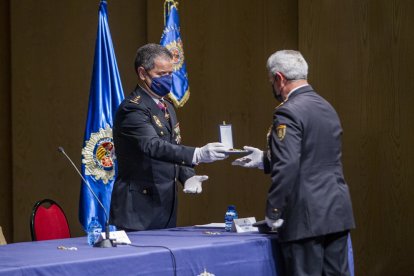 La Policia Nacional celebra su día de Los Ángeles Custodios - MARIO TEJEDOR