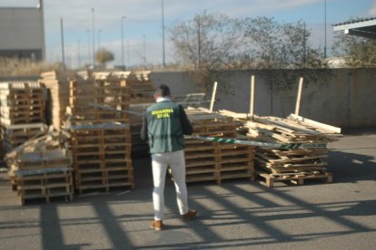 Palés intervenidos por la Guardia Civil vinculados a la investigación de una empresa de Soria. HDS