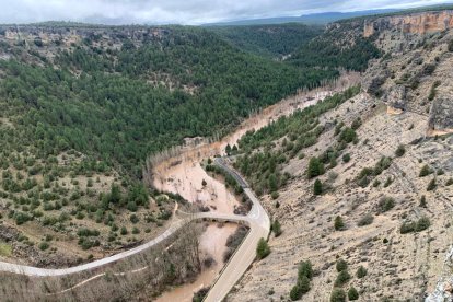 Crecida del río Lobos en el Cañón.-FÉLIX BARRIO
