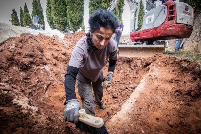 Trabajos de búsqueda de restos de asesinados y enterrados en el cementerio de Las Casas en la Guerra Civil.-GONZALO MONTESEGURO