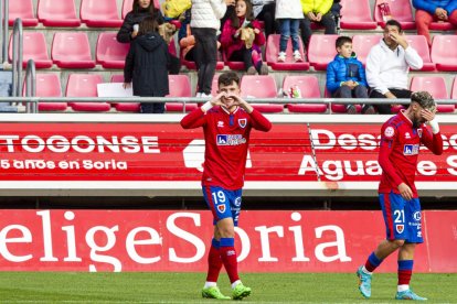 Numancia 2 vs La Nucia 0. MARIO TEJEDOR (50)