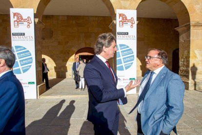 Photocall e invitados a la gala de los premios Numancia (29)
