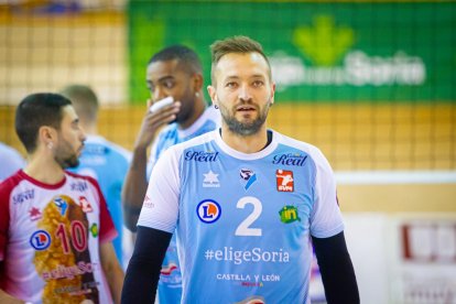 Rio Duero Voley vs Rotogal Boiro. MARIO TEJEDOR (8)