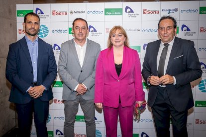 Photocall e invitados a la gala de los premios Numancia (58)