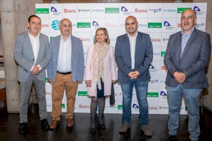 Photocall e invitados a la gala de los premios Numancia (65)