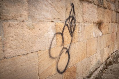 Las ruinas de San Nicolás, vandalizadas. GONZALO MONTESEGURO
