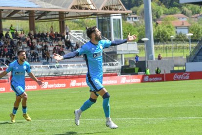 El Numancia gana en Lezama y se aleja del descenso. ÁREA 11