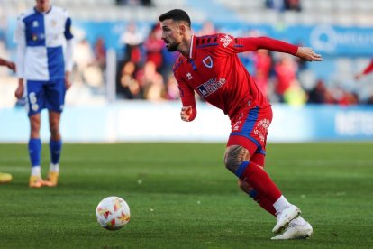 El Numancia se trae los tres puntos de Sabadell y logra un resultado que rompe la mala racha. ÁREA 11