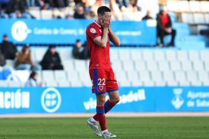 El Numancia se trae los tres puntos de Sabadell y logra un resultado que rompe la mala racha. ÁREA 11