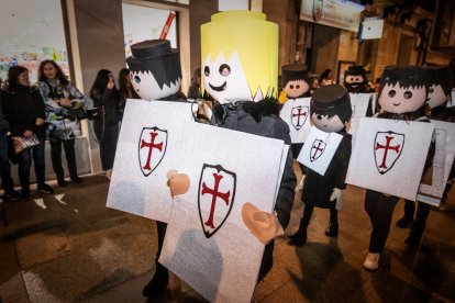 Desfile de disfraces en Soria el sábado de Carnaval.-G. MONTESEGURO