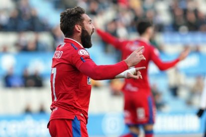 El Numancia se trae los tres puntos de Sabadell y logra un resultado que rompe la mala racha. ÁREA 11