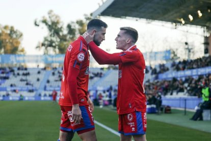 El Numancia se trae los tres puntos de Sabadell y logra un resultado que rompe la mala racha. ÁREA 11