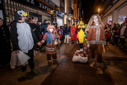 Desfile de disfraces en Soria el sábado de Carnaval.-G. MONTESEGURO3