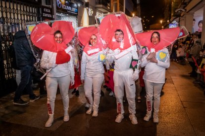 Desfile de disfraces en Soria el sábado de Carnaval.-G. MONTESEGURO