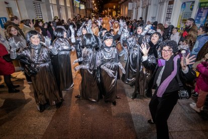 Desfile de disfraces en Soria el sábado de Carnaval.-G. MONTESEGURO