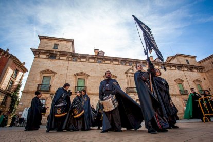 XIII Exaltación del Tambor, la Corneta y el Bombo Villa de Almazán. MARIO TEJEDOR (12)
