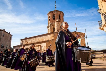 XIII Exaltación del Tambor, la Corneta y el Bombo Villa de Almazán. MARIO TEJEDOR (15)