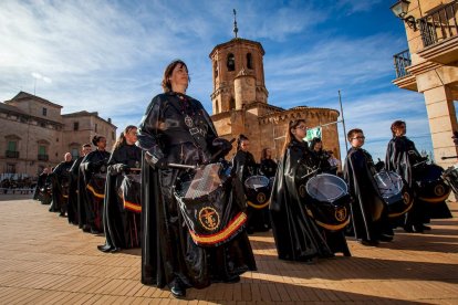 XIII Exaltación del Tambor, la Corneta y el Bombo Villa de Almazán. MARIO TEJEDOR (25)