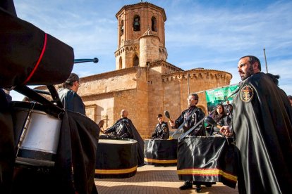 XIII Exaltación del Tambor, la Corneta y el Bombo Villa de Almazán. MARIO TEJEDOR (30)