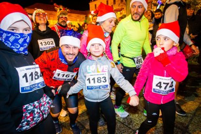 Participantes en la Carrera de Navidad de Soria. MARIO TEJEDOR (25)