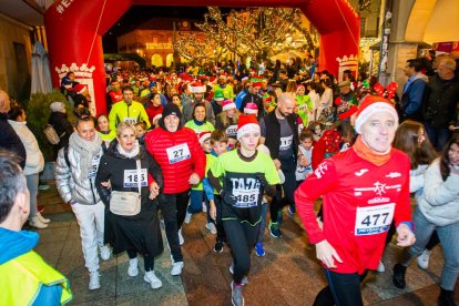 Participantes en la Carrera de Navidad de Soria. MARIO TEJEDOR (44)