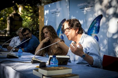 Primer día de Expoesía, Miguel Ángel Curiel - MARIO TEJEDOR (6)