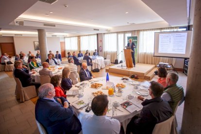 Desayuno organizado por Caja Rural de Soria con el sector agroalimentario provincial. - MARIO TEJEDOR (20)