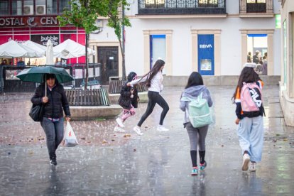 Lluvias intensas en la capital. MARIO TEJEDOR