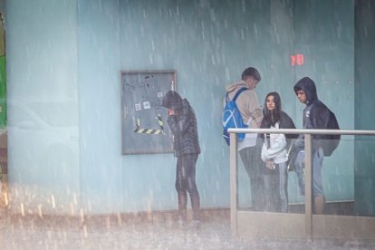 Lluvias intensas en la capital. MARIO TEJEDOR