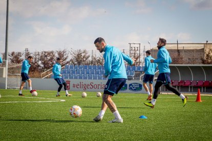El CD Numancia prepara el choque ante el Baleares. MARIO TEJEDOR (1)