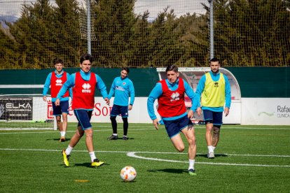 El CD Numancia prepara el choque ante el Baleares. MARIO TEJEDOR (20)