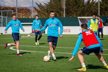 El CD Numancia prepara el choque ante el Baleares. MARIO TEJEDOR (28)